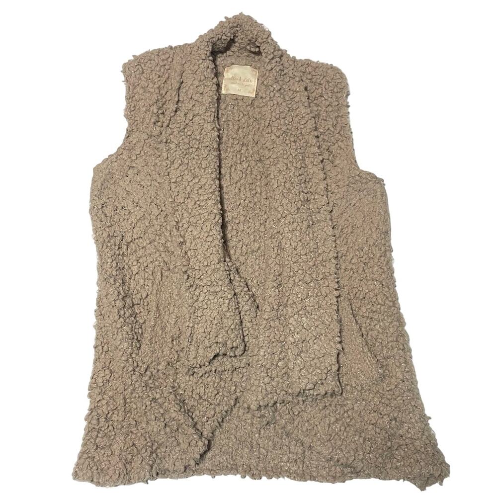 Altar'd State Sherpa Vest Beige Size Medium
